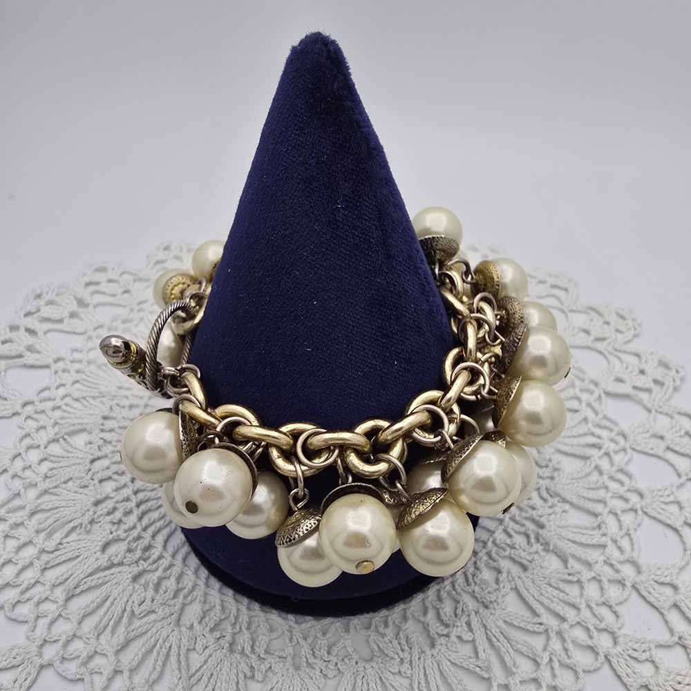 Vintage Simulated Pearl Cha Cha Bracelet Cluster Bead Gold Tone 6.25"